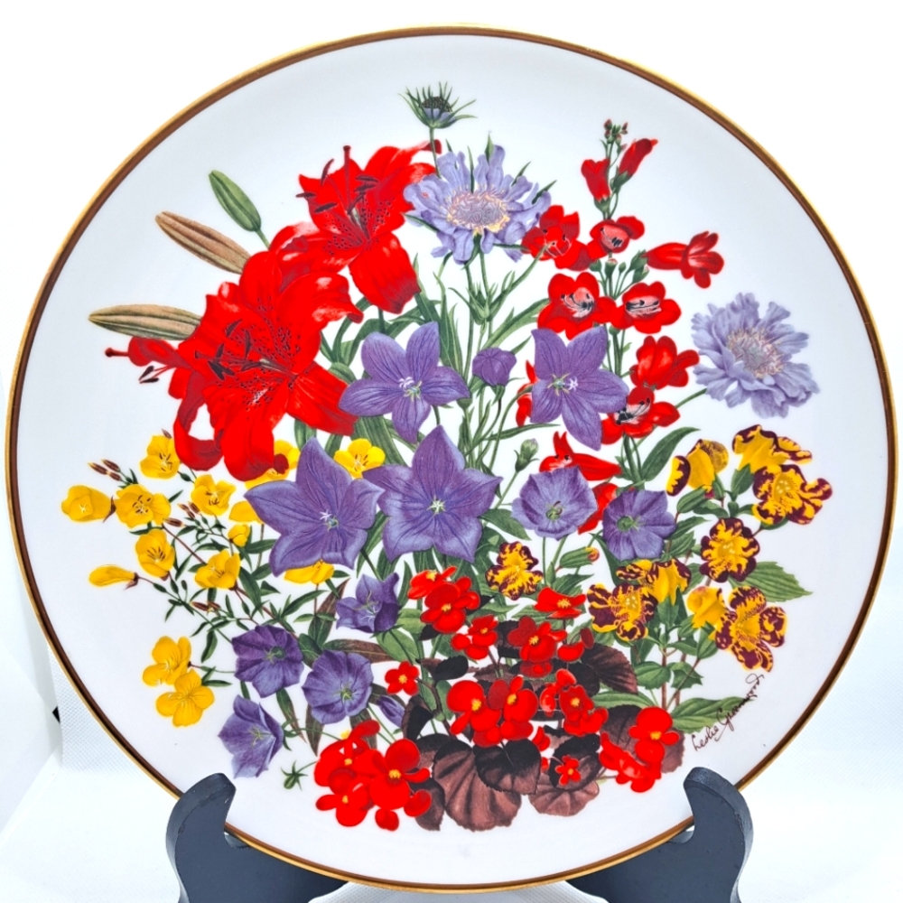 Wedgwood Franklin Porcelain Flowers of the Year "July" 1978 Plate ~ 10 5/8"